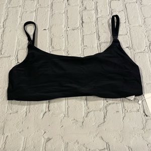 Andie swim top. XL. Black. The riviera bikini top